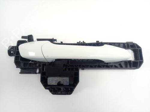 Used Front right exterior door handle MERCEDES-BENZ B-CLASS Sports Tourer (W246, W242) B 180 CDI / d (246.212) (109 hp) 19063174