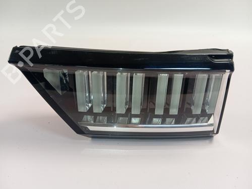 Used Right tailgate light Right tailgate light LYNK & CO 01 PHEV (261 hp) 34448428 34448428