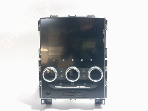 display-monitor-renault-megane-iv-hatchback-b9amn_-2015-39552281 main image
