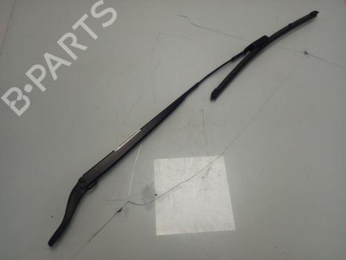 Used Front windshield wiper arm PEUGEOT 2008 II (UD_, US_, UY_, UJ_, UR_, UC_) 1.5 BlueHDI 100 (102 hp) 15906197