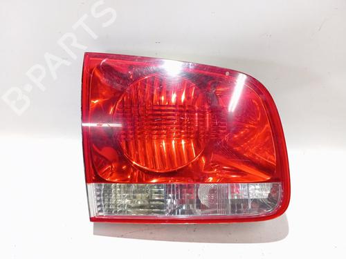 Venstre baklys, luke VW TOUAREG (7LA, 7L6, 7L7) [2002-2013]  28950627
