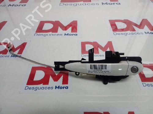 Used Front left exterior door handle BMW 1 (E87) 116 d (116 hp) 13233352