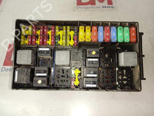 Used Fuse box FORD TRANSIT CONNECT (P65_, P70_, P80_) 1.8 Di (75 hp) 12638833