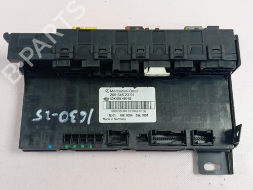 fuse-box-mercedes-benz-clk-convertible-a209-2002-2003-2004-2005-2006-2007-2008-2009-2010-31806322 main image