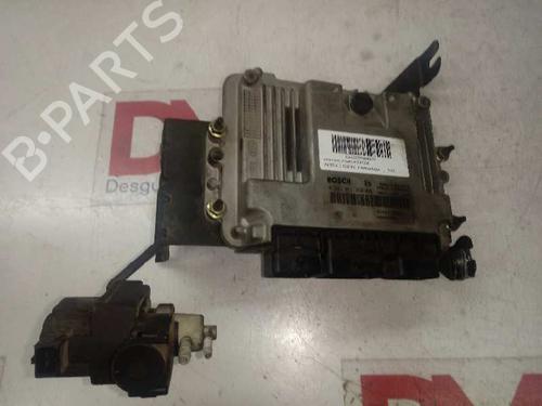 Used Engine control unit (ECU) RENAULT SCÉNIC II (JM0/1_) [2003-2010]  12650338
