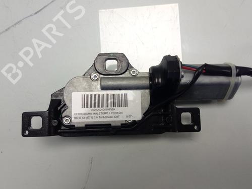 BP15889357C101 main image