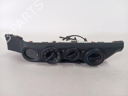 Used Climate control TOYOTA HILUX VIII Pickup (_N1_) 2.4 D (GUN112_, GUN122_, GUN135_, GUN120_, GUN135R,... (150 hp) 29410384