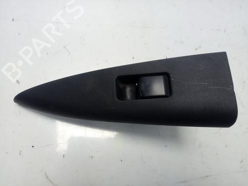 Used Right rear window switch NISSAN NOTE (E11, NE11) 1.5 dCi (86 hp) 30371854