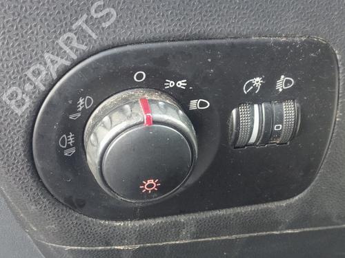 Tailgate lock SEAT LEON (1P1) 1.9 TDI | BP21219546C101 