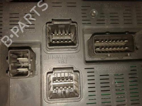 Fuse box PEUGEOT 308 I (4A_, 4C_)  | BP18466540E1 