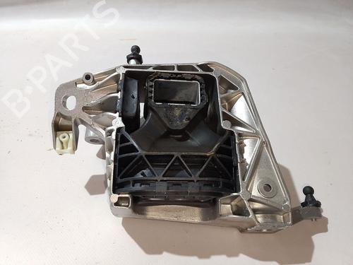 Used Engine mount Engine mount MINI MINI (F66, F65) Cooper C (F65) (156 hp) 40086295 40086295