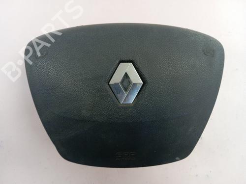 Used Driver airbag RENAULT KANGOO / GRAND KANGOO II (KW0/1_) [2008-2025]  31048203