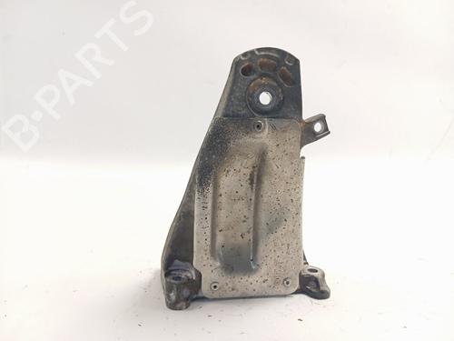 Used Engine mount BMW 5 (E60) 530 d xDrive (235 hp) 23549287