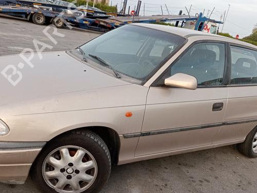 Used Parts OPEL ASTRA F Saloon (T92) 1.6 i 16V (F19, M19) (100 hp) 4370008