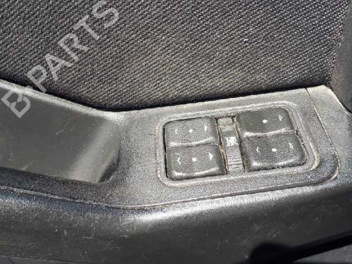 Used Left front window switch OPEL MERIVA A MPV (X03) 1.7 DTI (E75) (75 hp) 12661444