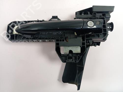 Used Front left exterior door handle Front left exterior door handle MERCEDES-BENZ C-CLASS (W204) C 220 CDI (204.008) (170 hp) 34715394 34715394