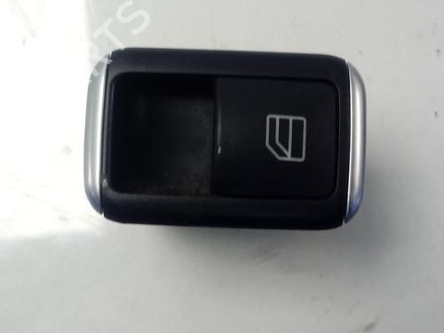 Right rear window switch MERCEDES-BENZ GLA-CLASS (X156) GLA 200 CDI / d (156.908) | BP13620914I28 