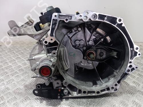 Used Gearbox PEUGEOT 2008 II (UD_, US_, UY_, UJ_, UR_, UC_) [2019-2025]  29401463