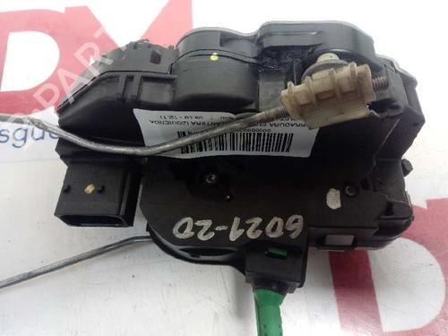 Used Front left lock OPEL ASTRA J (P10) [2009-2016]  30371409