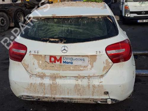 Armrest / Center console MERCEDES-BENZ A-CLASS (W176) A 180 CDI / d (176.012) | BP12657276I20 