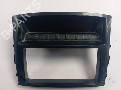 Display MITSUBISHI PAJERO IV (V8_W, V9_W) 3.2 DI-D 4WD (V98W, V88W) (200 hp) 28589068
