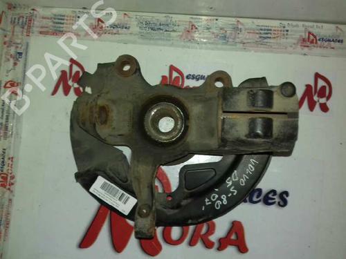 Used Right front steering knuckle VOLVO S80 I (184) 2.9 (204 hp) 18490423