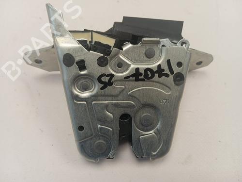 Used Tailgate lock MERCEDES-BENZ GLA (H247) GLA 180 (247.784) (136 hp) 28031237
