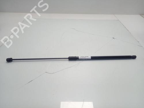 Used Hood lift support VW PASSAT B8 Variant (3G5, CB5) 2.0 TDI (150 hp) 15763390