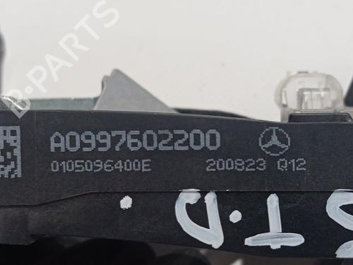 Høyre bak utvendig håndtak MERCEDES-BENZ GLC (X253) 200 EQ Boost 4-matic (253.981) | BP30754883C130 