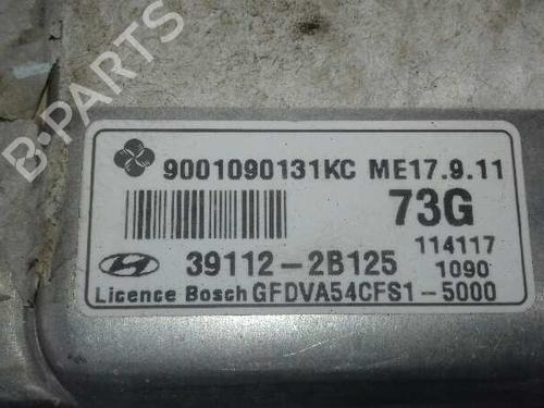 Engine control unit (ECU) HYUNDAI i30 (FD)  | BP12678908M57 