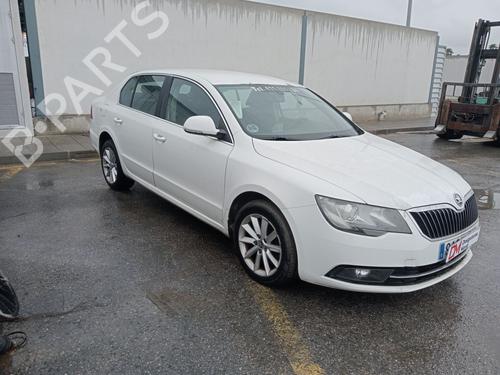 Left tailgate light SKODA SUPERB II (3T4) 2.0 TDI 16V 4x4 | BP33456573C79 - Image 6