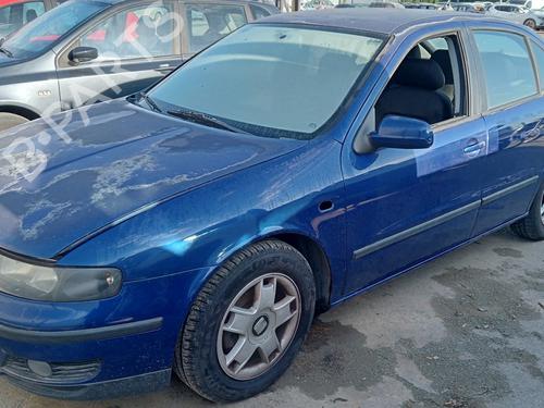 Left taillight SEAT LEON (1M1) | BP26144037C34