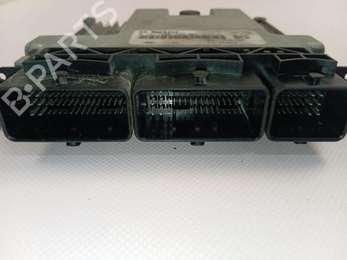 Engine control unit (ECU) RENAULT CLIO IV (BH_)  | BP27200719M57 