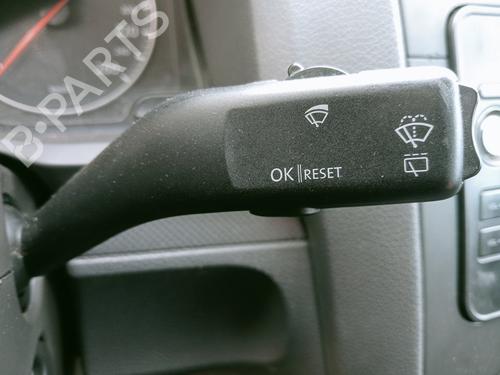 Left headlight VW GOLF V (1K1) | BP24404943C28