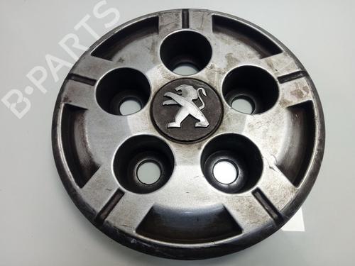 Used Hub cap PEUGEOT BOXER Bus 2.2 BlueHDi 120 (120 hp) 30514946