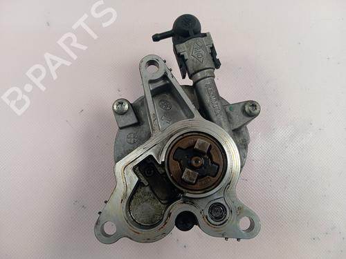 Used Vacuum pump NISSAN QASHQAI I (J10, NJ10) [2006-2015]  30376809