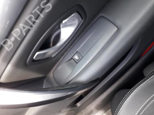 Used Right front window switch RENAULT LAGUNA III (BT0/1) 2.0 dCi (BT07, BT0J, BT14, BT1A, BT1S) (131 hp) 30372740