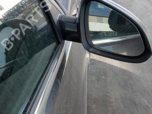 Used Right mirror OPEL INSIGNIA A (G09) [2008-2017]  15990476