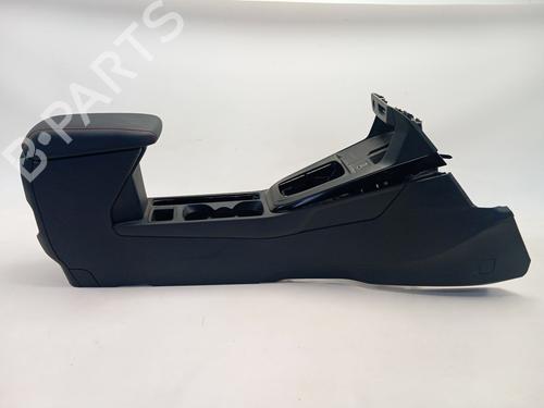 Used Armrest / Center console Armrest / Center console FORD PUMA (J2K, CF7) 1.0 EcoBoost mHEV (125 hp) 36387640 36387640