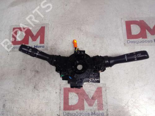 Headlight switch TOYOTA YARIS (_P13_) 1.5 Hybrid (NHP130_, NHP130) | BP16829020I24 