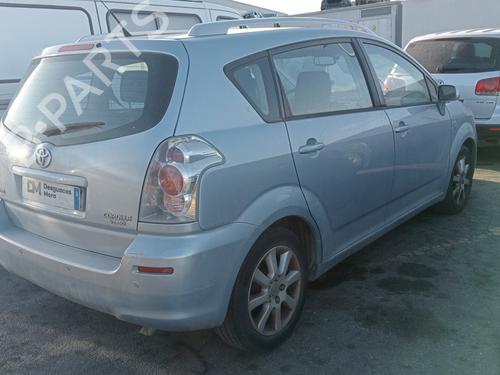 Brugte TOYOTA COROLLA Verso (ZER_, ZZE12_, R1_) 2.0 D-4D (CUR10_, CUR10R) (116 hp) 4447540