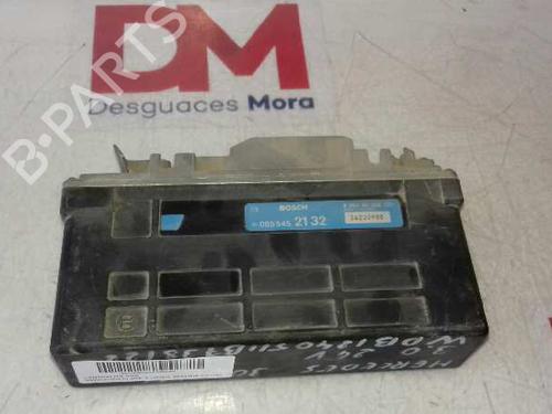 Used Control unit MERCEDES-BENZ E-CLASS (W124) E 220 (124.022) (150 hp) 12647979