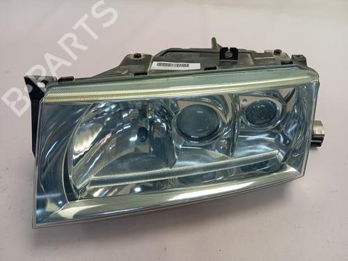 Używane Lampa przednia lewa SKODA OCTAVIA I (1U2) [1996-2010]  30701481