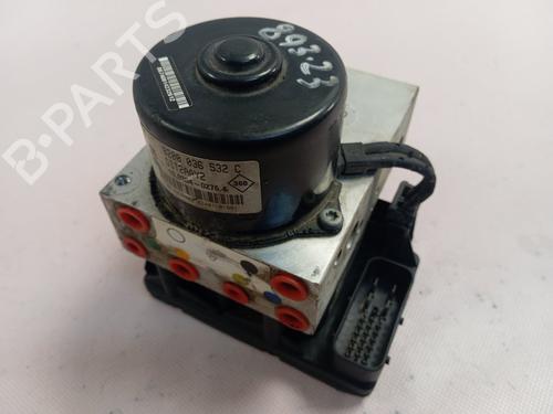 Used ABS pump RENAULT MASTER II Van (FD) [1997-2013]  29002601
