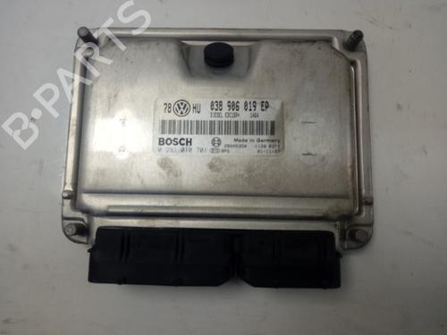 Used Engine control unit (ECU) VW PASSAT B5.5 (3B3) [2000-2005]  13742775