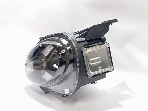 Left headlight NISSAN JUKE (F16_) DIG-T 117 | BP32386677C28