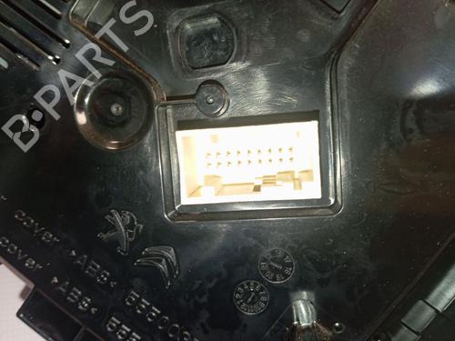 Instrument cluster PEUGEOT 3008 II SUV (MC_, MR_, MJ_, M4_)  | BP29724000C47 