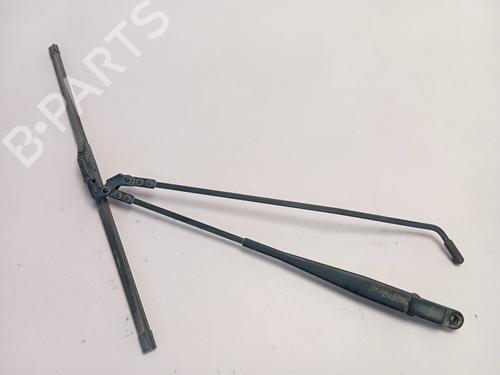 front-wipers-mechanism-peugeot-107-pm_-pn_-10-2005-2006-2007-2008-2009-2010-2011-2012-2013-2014-20642200 main image