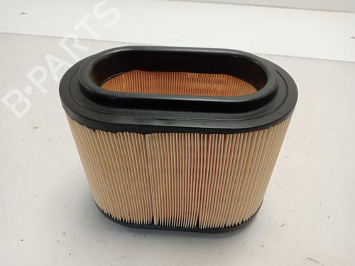 Used Air filter box HYUNDAI H-1 Van (A1) [1997-2008]  30373253