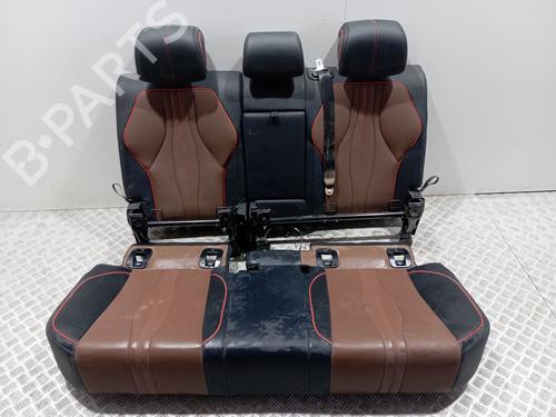 Asientos traseiros Asientos traseiros 39588401 39588401